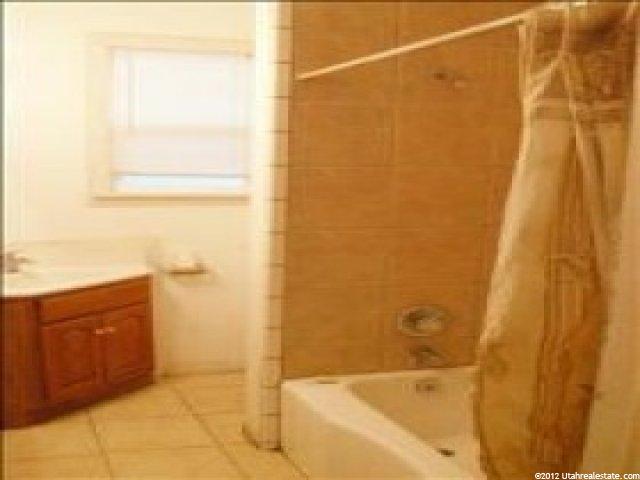 312 E Vine St, Tooele, UT 84074 — photo 7