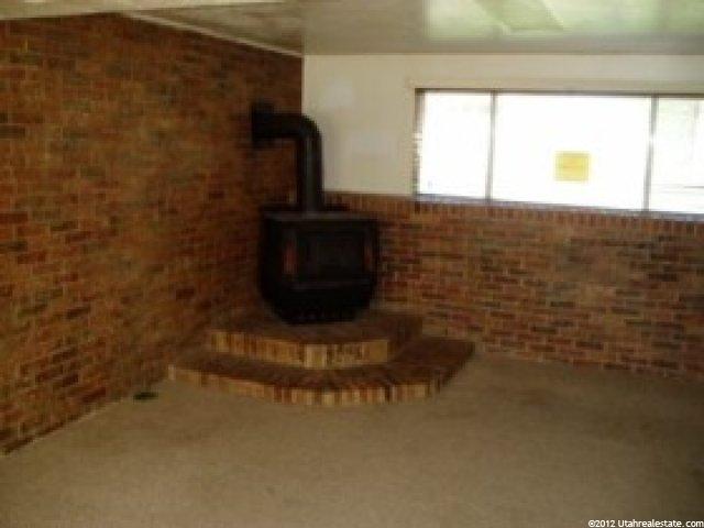 5038 S 2875 W, Roy, UT 84067 — photo 2