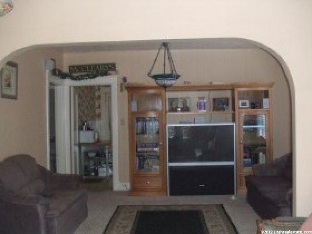909 23rd St, Ogden, UT 84401 — photo 2