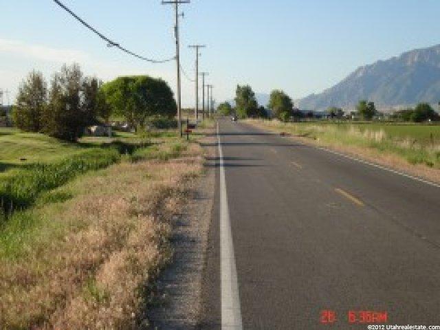 2087 S 2700 W, West Haven, UT 84401 — photo 2