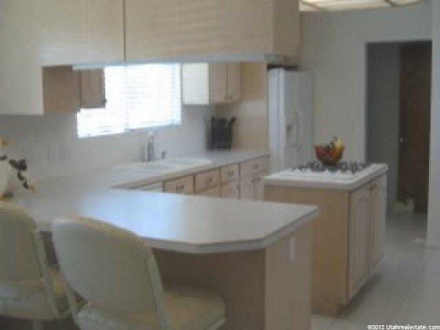 5043 S 2450 W, Roy, UT 84067 — photo 7