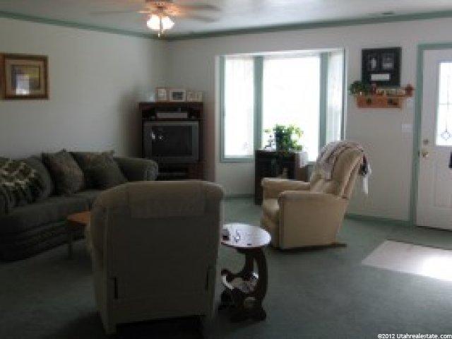 642 Woodside Dr, Logan, UT 84321 — photo 6