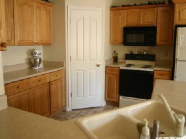 442 N 2580 W, Provo, UT 84601 — photo 4