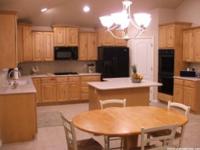 1863 Jackson St, Kaysville, UT 84037 — photo 5