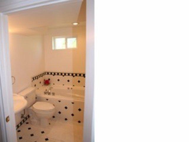 428 E 2600 S, Bountiful, UT 84010 — photo 8