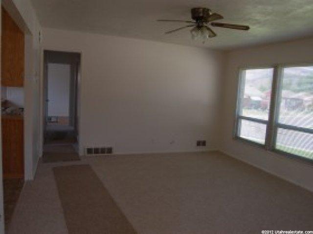 4323 S 150 E, Washington Terrace, UT 84405 — photo 2