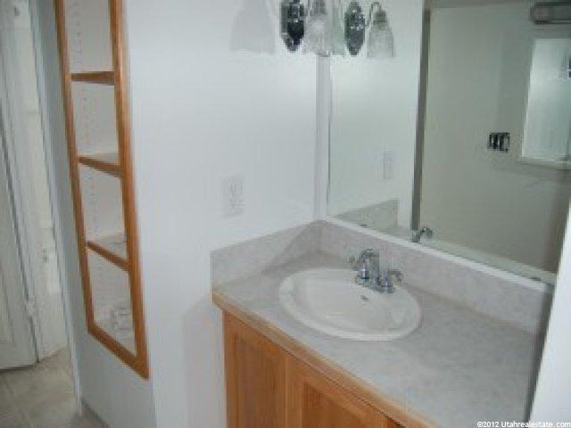 4323 S 150 E, Washington Terrace, UT 84405 — photo 6