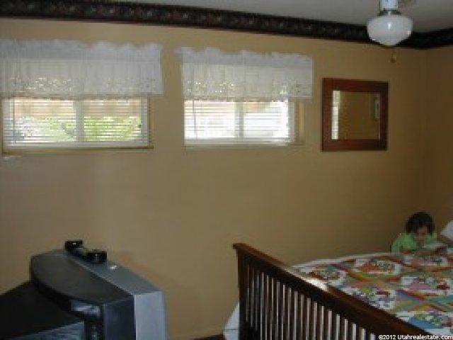 5012 S 600 W, Washington Terrace, UT 84405 — photo 8
