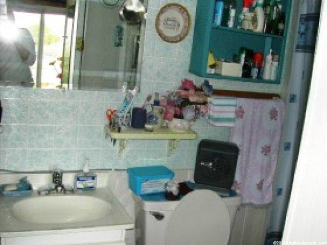 46 E 150 S, Garden City, UT 84028 — photo 4