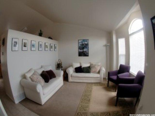 633 W 3700 S, Riverdale, UT 84405 — photo 2