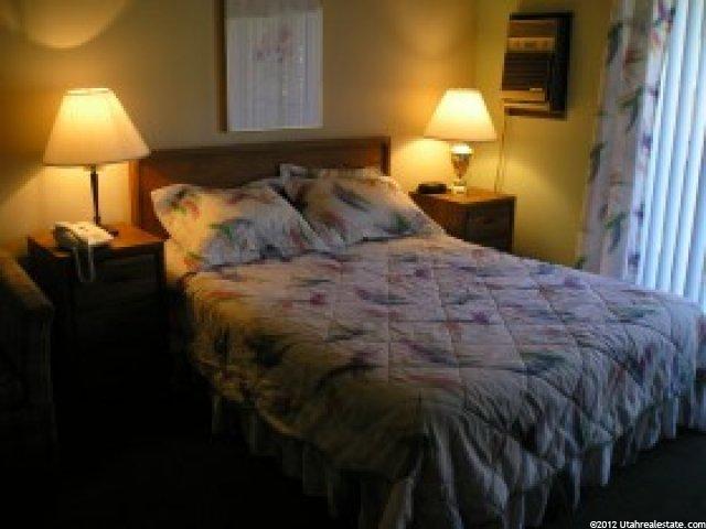 2235 Sidewinder Dr #402, Park City, UT 84060 — photo 2