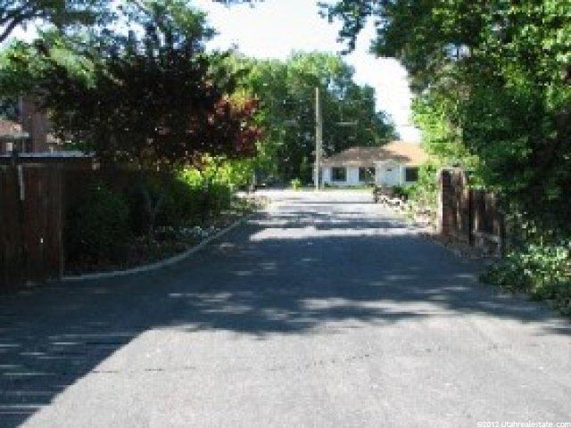 184 E Millerberg Dr, Midvale, UT 84047 — photo 2
