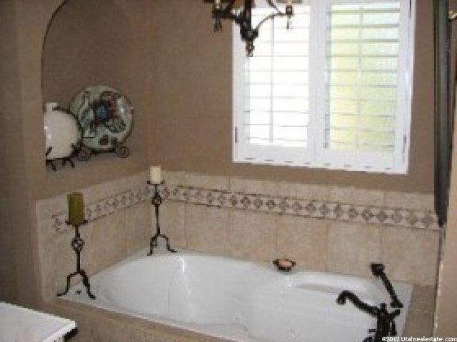184 E Millerberg Dr, Midvale, UT 84047 — photo 6
