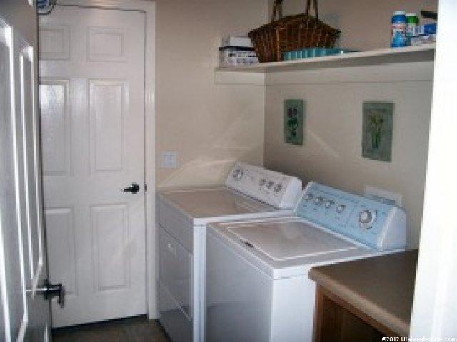 517 E Padre Lakes Dr, Ivins, UT 84738 — photo 11