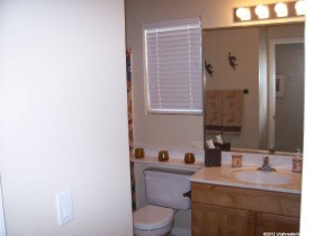 517 E Padre Lakes Dr, Ivins, UT 84738 — photo 10