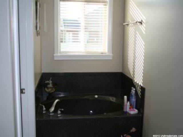 5876 Cassie Dr, Ogden, UT 84405 — photo 8