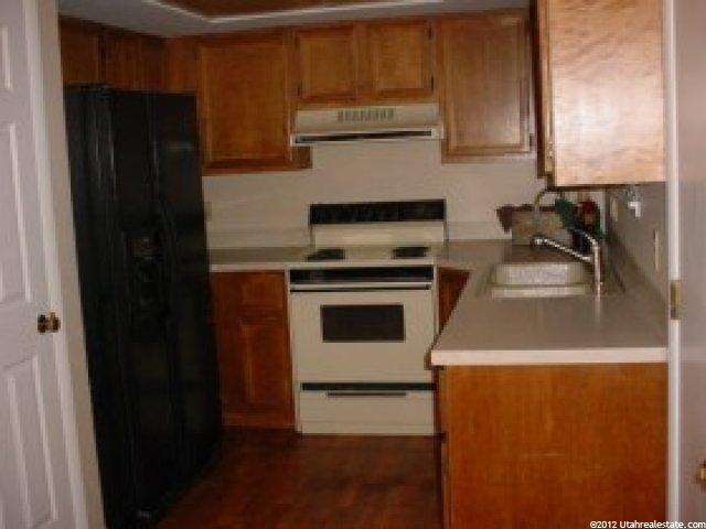 958 N 2075 W, Farr West, UT 84404 — photo 3