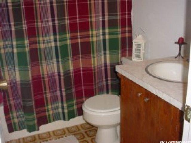 958 N 2075 W, Farr West, UT 84404 — photo 7