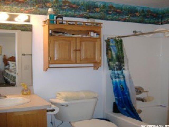 889 E 1775 N, North Ogden, UT 84414 — photo 9