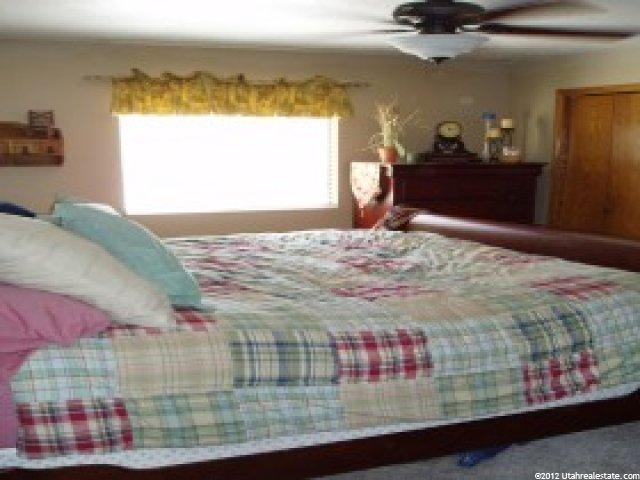 1031 W 550 S, Layton, UT 84041 — photo 9
