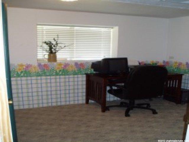 1031 W 550 S, Layton, UT 84041 — photo 10