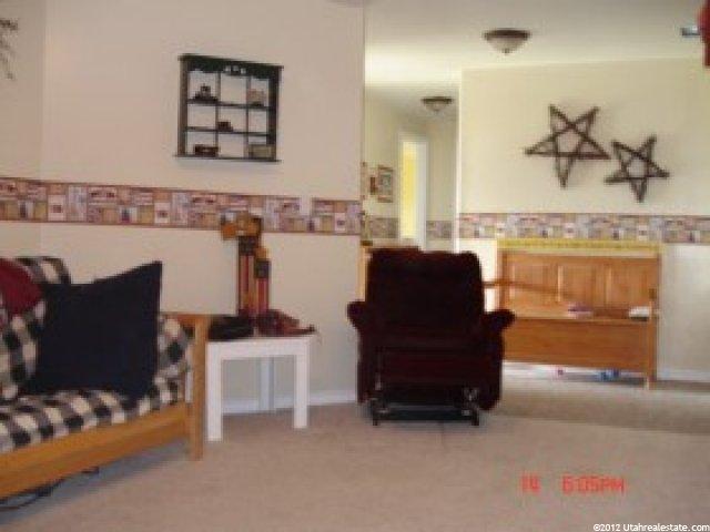 670 E Ridgecrest Cir, Hyrum, UT 84319 — photo 9