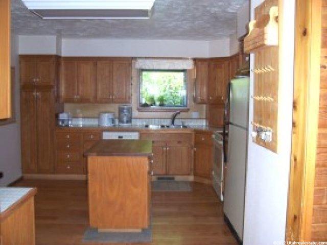 3495 Medford Dr, Bountiful, UT 84010 — photo 4