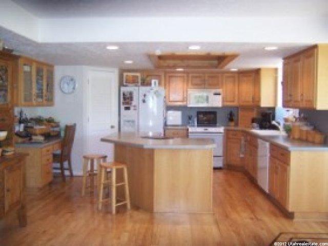1057 S 6525 E, Huntsville, UT 84317 — photo 4