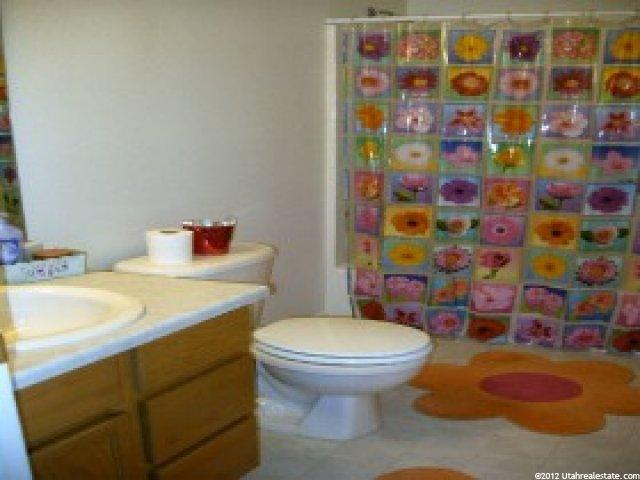 626 E 2000 S, Clearfield, UT 84015 — photo 5