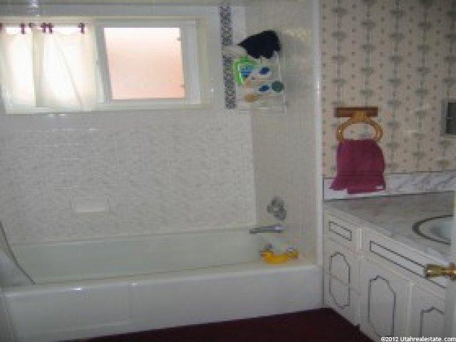 691 E Center St, Logan, UT 84321 — photo 5