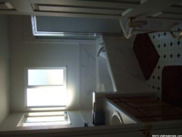 956 W 150 N, Layton, UT 84041 — photo 8