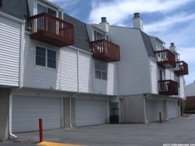 656 Williamsburg Park Cir, Sandy, UT 84070 — photo 2