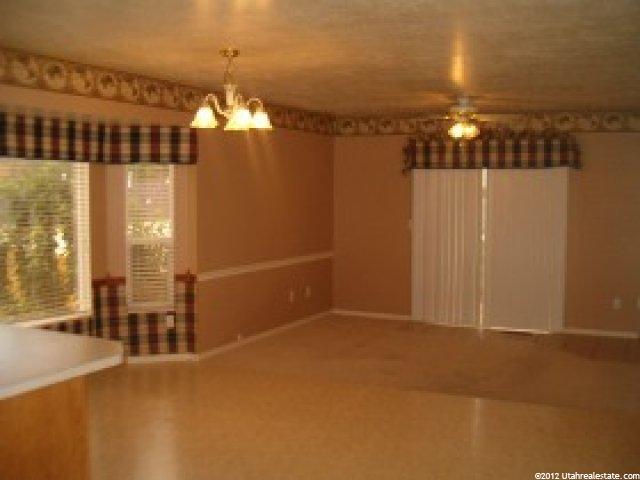 673 W 375 N, Clearfield, UT 84015 — photo 4