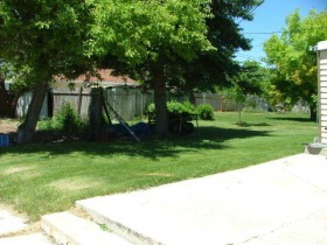 988 S Main St, Garland, UT 84312 — photo 2