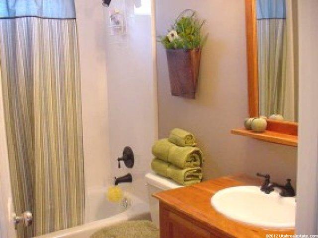 230 Kal Ridge Ln, Hyde Park, UT 84318 — photo 11