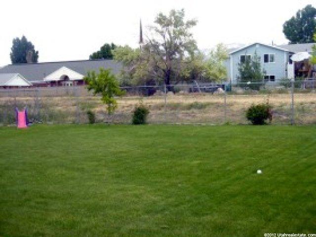 5404 Vista Dr, Roy, UT 84067 — photo 6