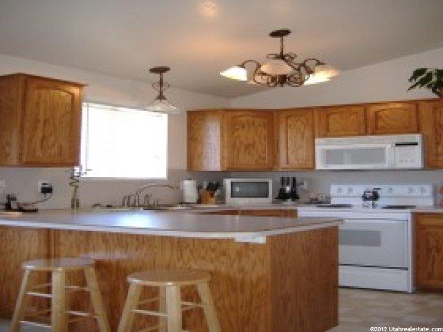 3098 W 4425 S, Roy, UT 84067 — photo 5