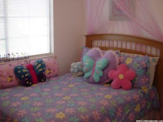 869 W 1930 N, Clinton, UT 84015 — photo 6