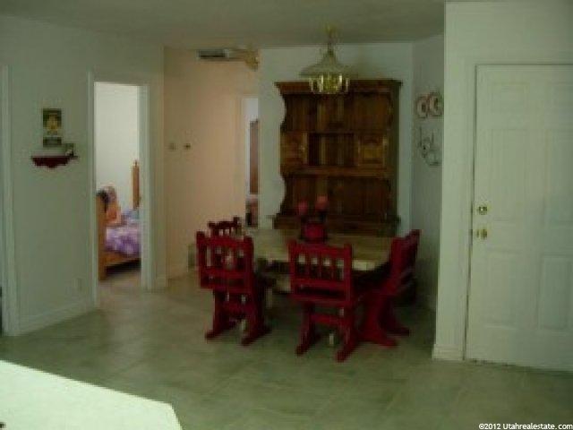 2065 S Jenny Ln, Clearfield, UT 84015 — photo 3