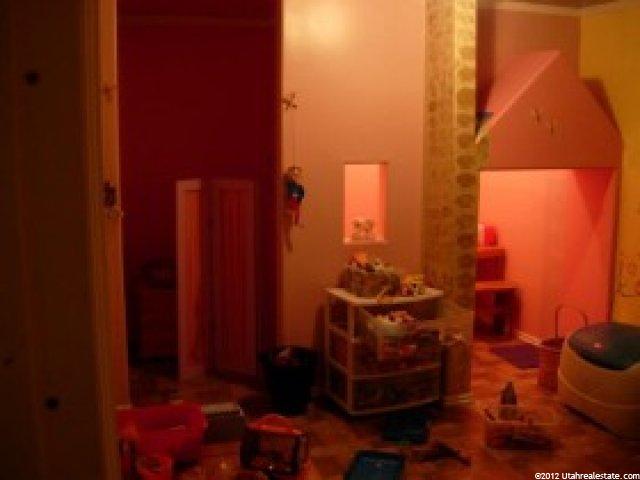 2065 S Jenny Ln, Clearfield, UT 84015 — photo 6