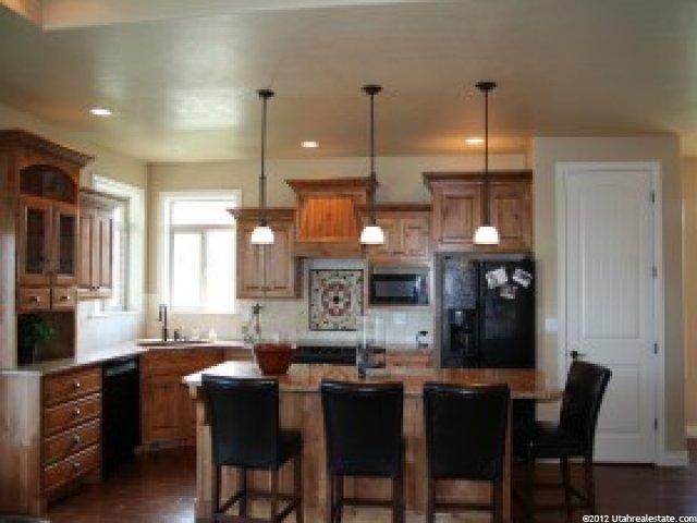 5892 Cassie Dr, South Ogden, UT 84405 — photo 3