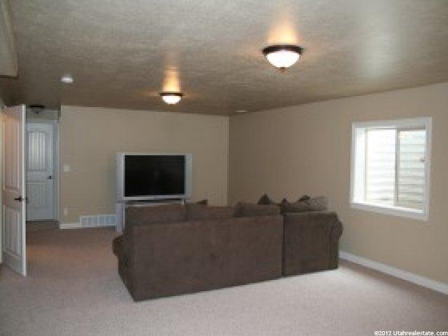 5892 Cassie Dr, South Ogden, UT 84405 — photo 9