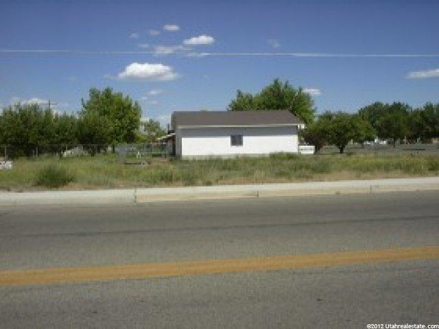992 W 200 N ##6, Vernal, UT 84078 — photo 2