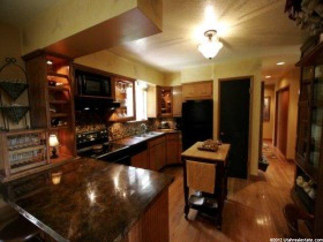 2360 N Raelyn Way, Layton, UT 84040 — photo 4