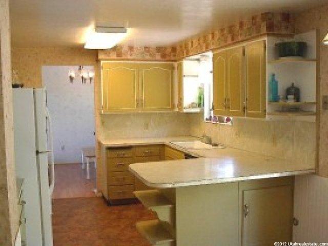 6330 S Bybee Dr, Ogden, UT 84403 — photo 2
