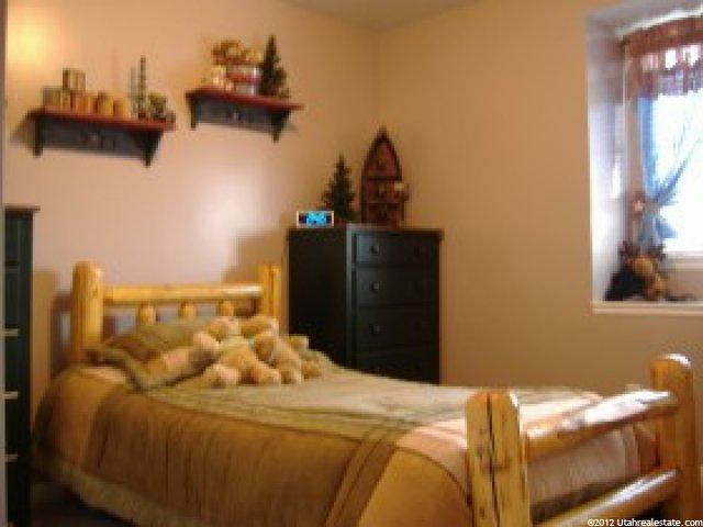 1901 N 810 W, Clinton, UT 84015 — photo 6