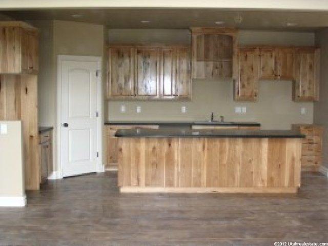 863 E Windsor Ln S, Bountiful, UT 84010 — photo 3