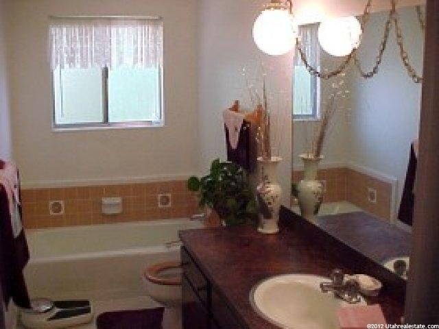 6174 S 2375 E, Uintah, UT 84403 — photo 4