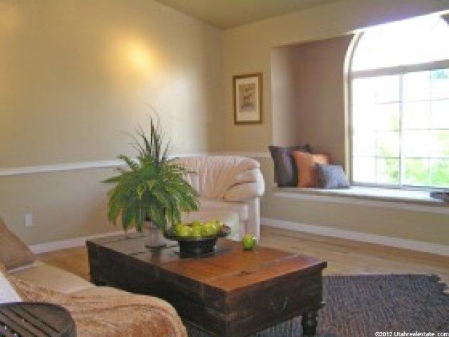 1469 E Snowcreek Dr, Layton, UT 84040 — photo 2