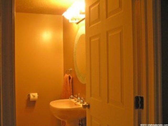1469 E Snowcreek Dr, Layton, UT 84040 — photo 8